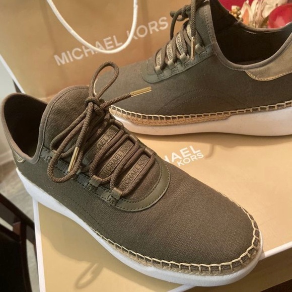 KORS Michael Kors Shoes - Michael Kors Shoes - Olive green, size 9 women